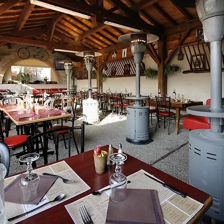 Restaurant Chez Pito Otel 3*